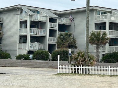 The Breakers unit B4, Carolina Beach, NC 28428 - photo 7