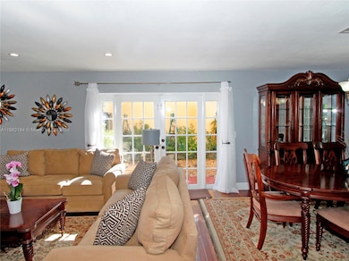 21453 SW 91st Ave, Cutler Bay, FL 33189 - photo 5