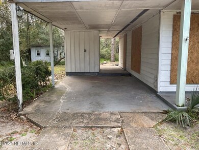 Carport Area 1832 Bard
