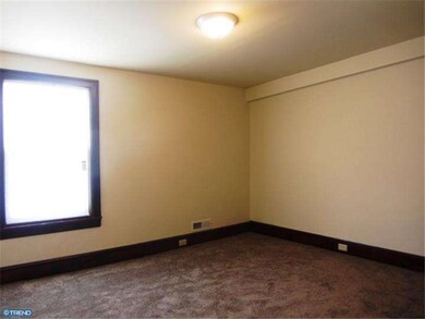 1459 Fairview St, Reading, PA 19602 - photo 7