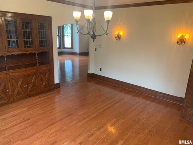 1736 W 12th St, Davenport, IA 52804 - photo 6