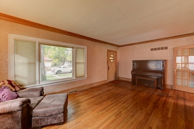 18281 Walter St, Lansing, IL 60438 - photo 2