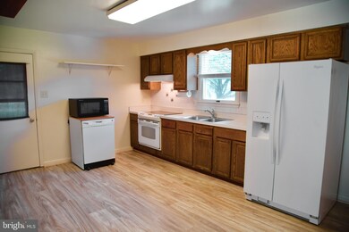 7014 Carmae Rd, Sykesville, MD 21784 - photo 6