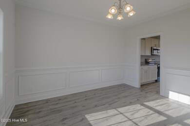 1852 Olde Towne Pointe Blvd, Jacksonville, NC 28544 - photo 4