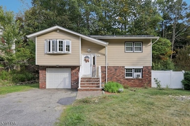 23 Fordham Trail, Hopatcong, NJ 07843 - photo 2