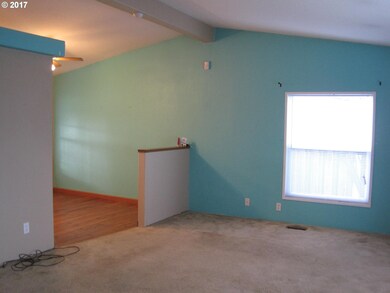 285 W 9th St, Lafayette, OR 97127 - photo 3