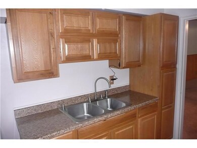 481 Westphal Ave, Columbus, OH 43213 - photo 4