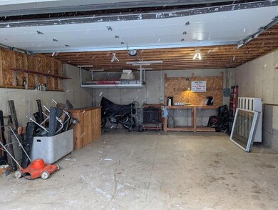 PXL_20250110_221609716