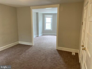 923 Lawrence Ave, Darby, PA 19023 - photo 5