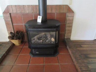 1980 McCarter Ln, Grants Pass, OR 97527 - photo 4