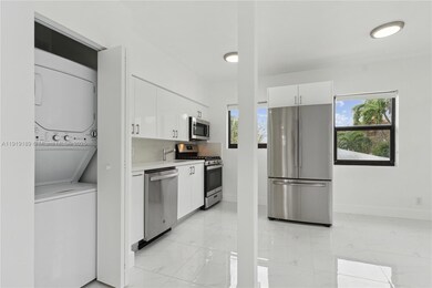 8010 Crespi Blvd unit 4, Miami Beach, FL 33141 - photo 5