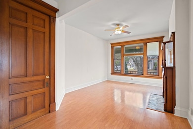 734 Garrard St unit 1, Covington, KY 41011 - photo 4