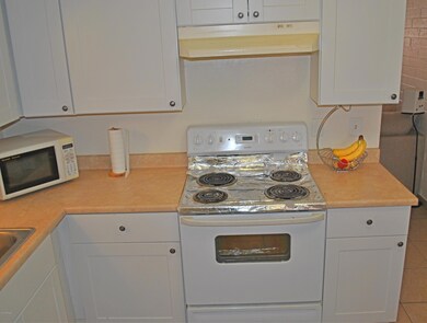 Kitchen Unit 2
