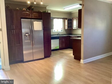 622 W Maple Ave unit A, Merchantville, NJ 08109 - photo 7