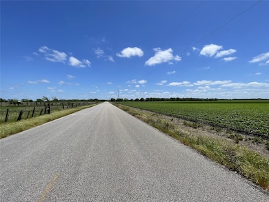 land on right looking at schultz road