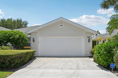 253 Brier Cir unit 66, Jupiter, FL 33458 - photo 6