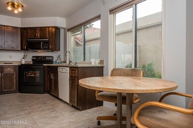 310 E Suntree St, Tucson, AZ 85737 - photo 7