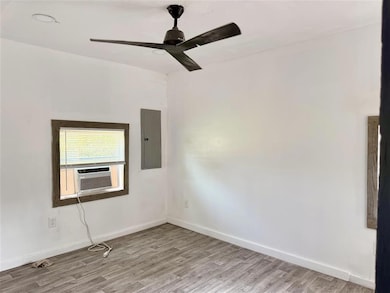 1815 N Church St, Jennings, LA 70546 - photo 7