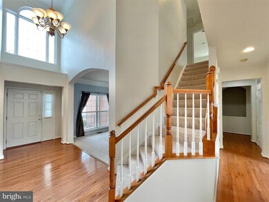 2804 Compass Cir, Woodbridge, VA 22191 - photo 4