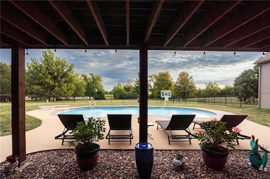 25601 W 69th Terrace, Shawnee, KS 66226 - photo 3