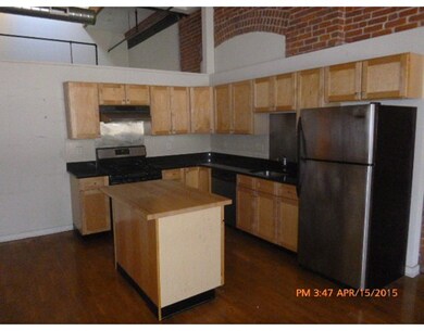 Fremont Lofts unit 219, Worcester, MA 01603 - photo 2