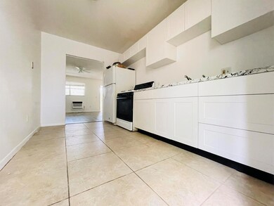 531 27th St unit 3, West Palm Beach, FL 33407 - photo 2