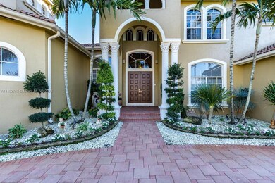 Large circurlar driveway