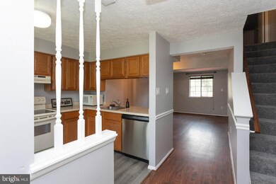 5984 Rowanberry Dr, Elkridge, MD 21075 - photo 7