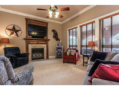 312 NW O St, Bentonville, AR 72712 - photo 6