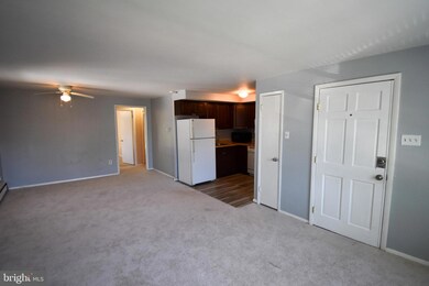 111 Sharon Ave unit 2ND FLOOR, Darby, PA 19023 - photo 4
