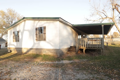 208 E Jean St, Walnut Grove, MO 65770 - photo 6