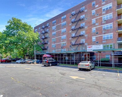 151-31 88th St unit 6H, Howard Beach, NY 11414 - photo 2