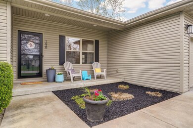 198 W Walnut St, Nixa, MO 65714 - photo 4