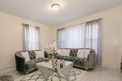 123 Brookfield St unit 125, Lawrence, MA 01843 - photo 5