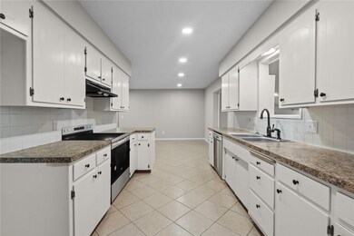 604 Maria St, Springdale, AR 72762 - photo 5