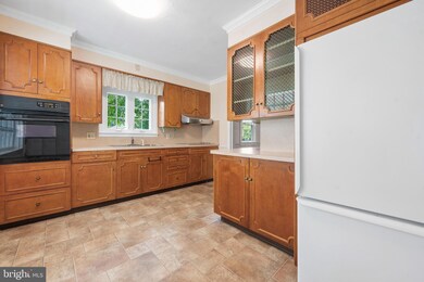 101 Maxwell Ave, Hightstown, NJ 08520 - photo 4