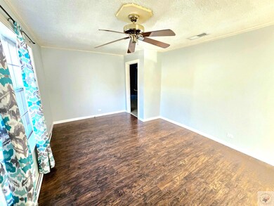 4216 Elizabeth St, Texarkana, TX 75503 - photo 2