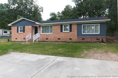 7562 Carrollburg Dr, Fayetteville, NC 28303 - photo 3