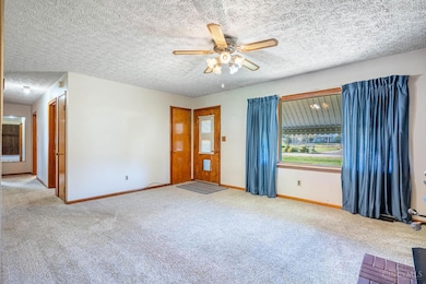 7606 Middletown Germantown Rd, Middletown, OH 45042 - photo 3