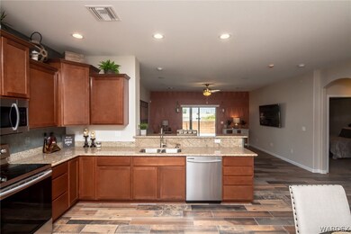 Kitchen, photo similar