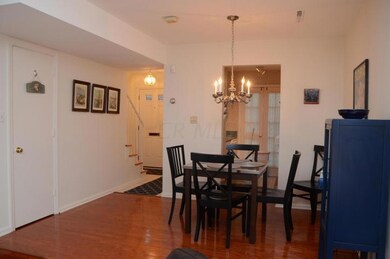2786 Chateau circle dining room view 3