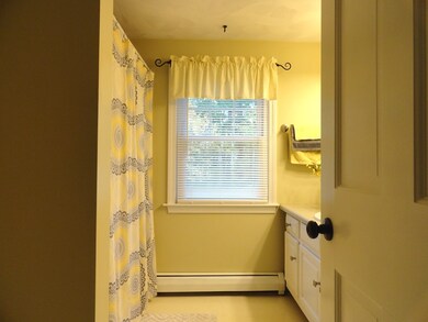 7 Beaver Path, Hudson, NH 03051 - photo 4