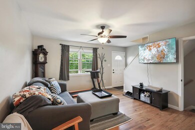 817 N Shenandoah Ave, Front Royal, VA 22630 - photo 2