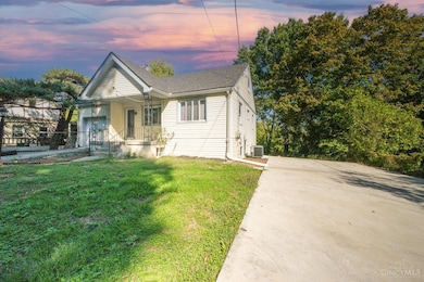 3428 Beaumont Place, Cincinnati, OH 45205 - photo 2