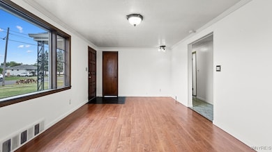 883 Sherwood Ct, Depew, NY 14043 - photo 6