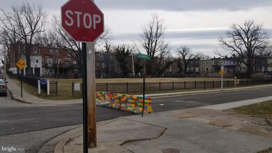 725 Glenwood Ave, Baltimore, MD 21212 - photo 3