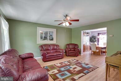 1087 Pemberton Ln, Lothian, MD 20711 - photo 7