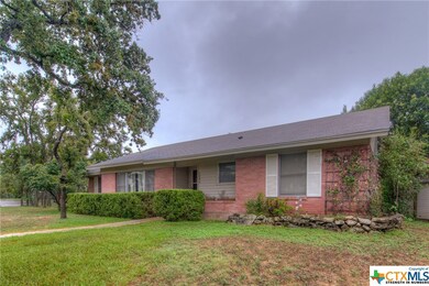 1204 Cedar Ln, San Marcos, TX 78666 - photo 2