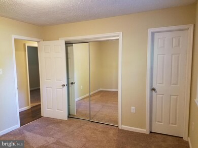 29934 Burton Rd, Mechanicsville, MD 20659 - photo 4