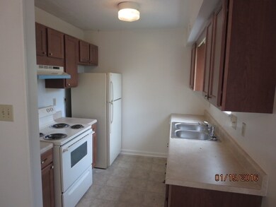 109 Brenda Dr, Jacksonville, NC 28546 - photo 2